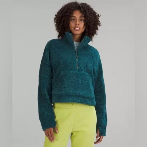 Lululemon oversized, cropped, Scuba funnel neck pullover. Jasper Green. XS. - Picture 2 of 9